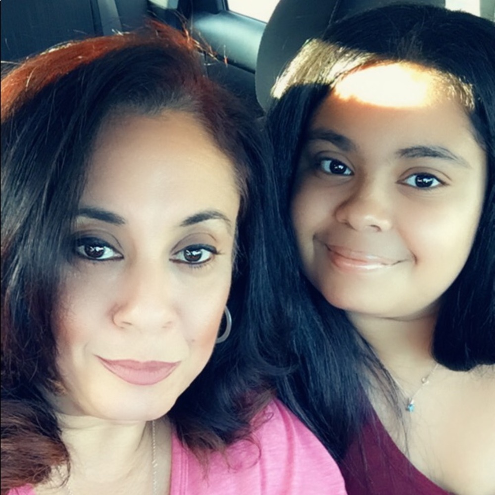 Meet your Posher, Connie